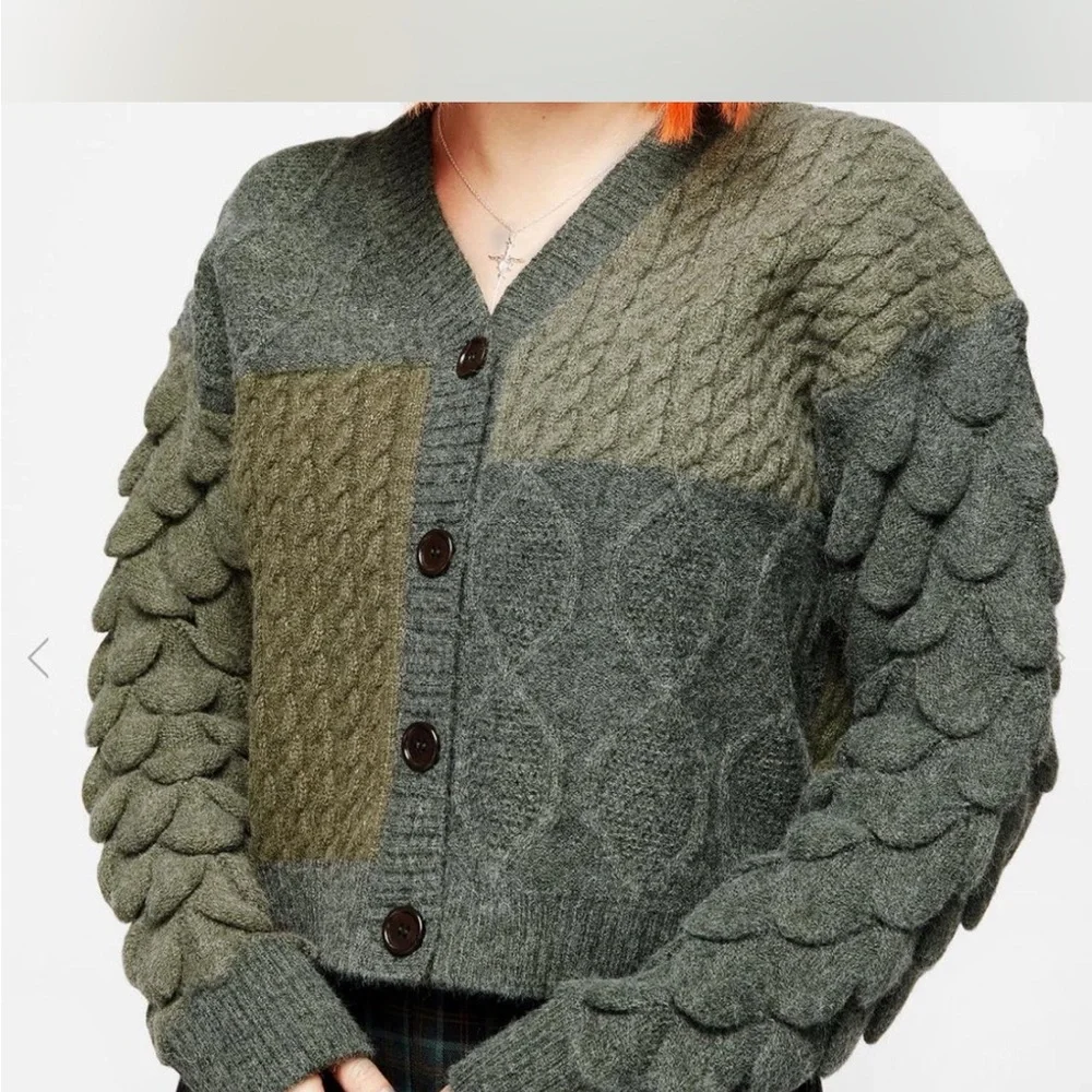 Brazen Spliced Green Scale Cardigan - Size Medium - Disturbia NWOT - Picture 1 of 5